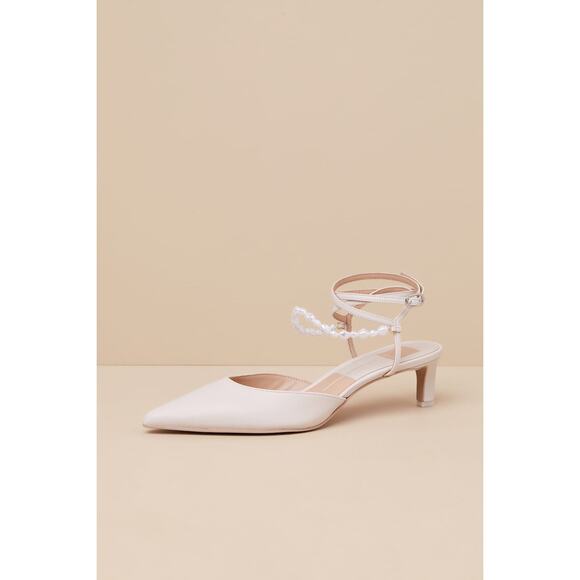 Dolce Vita Loklyn Pearl Vanilla Leather Pointed-Toe Ankle Wrap Pumps - Picture 3 of 5